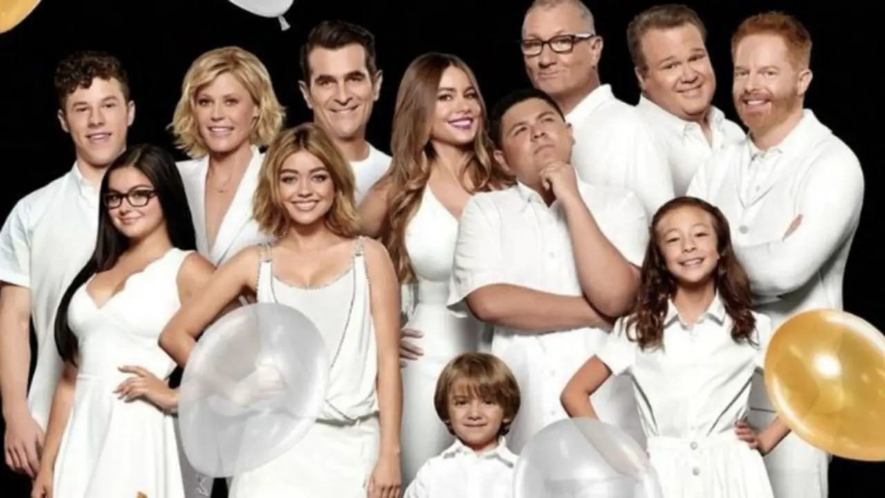 06.20 - spin-off Modern Family