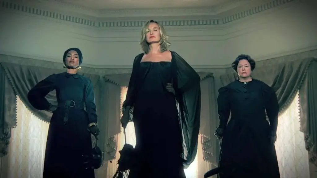 American Horror Story 3