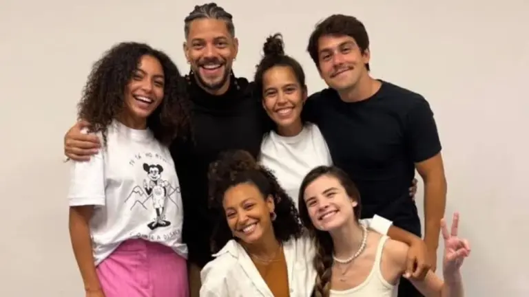 As Dez Vantagens de Morrer Depois de Você elenco